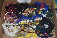Lot Of Costume Jewelry Necklaces & More Beads
