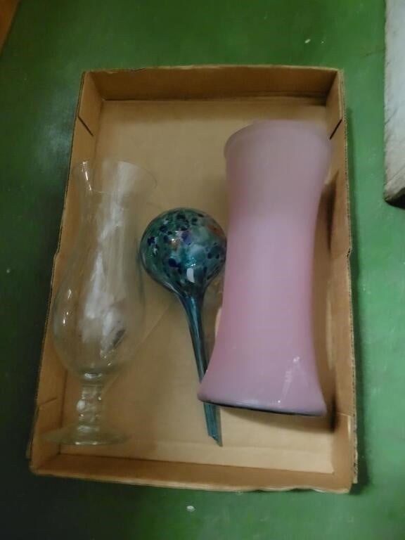 Lot of Vases & Glass Water Bulb