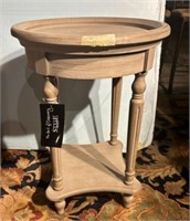 Style Craft Modern Round Side Table