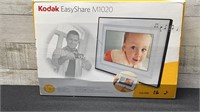 Kodak Easy Share M1020 Ten Inch Photo Frame