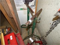 2 METAL WORKS STANDS