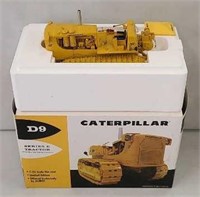 1st Gear Cat D9 Crawler 1/25 Limited Edition