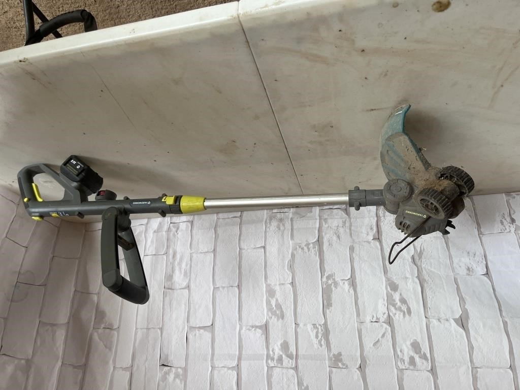 YARDWORKS BATTERY WHIPPER SNIPPER