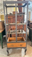 ANTIQUE STYLE UPRIGHT OPEN DISPLAY CABINET