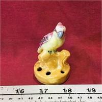 Small Porcelain Bird Figurine (Vintage)