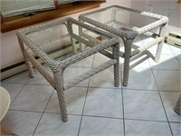 Two rope turn glass top patio table