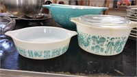 2 SMALL VINTAGE PYREX CASSEROLE DISHES