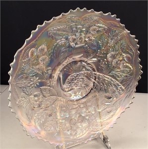 Fenton White Peacock At The Urn Plate