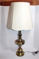 Two Tone Finish Metal Table Lamp with