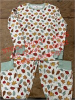 Ladies XL pajama set & size large (9-10) slippers