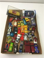Lot of Toy Cars - Matchbox, Hot Wheels, Etc