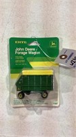 John Deere forage wagon 1/64 scale