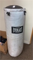 Everlast boxing sparring punch bag