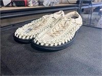 Keen footwear size 11 1/2 1023045 sandals