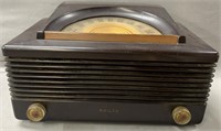 Vintage Philco Table Top Radio