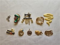 10 Brooches and Pendants
