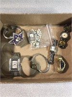 Costume jewelry. Set of seven watches