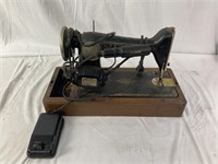 Vintage Antique Singer Sewing Machine with W