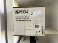 Delta Commercial Grade Single Handle Deck Mount
