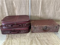 Vintage red suitcase,  2- piece suitcase set, comb