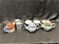 Teapot, bowls, glasses