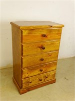 Vintage, Wooden 5-Drawer Dresser
