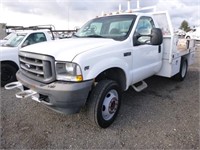 2003 Ford F450 Flatbed Truck