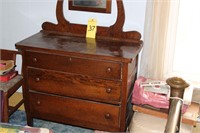 Chest of drawers w/ mirror