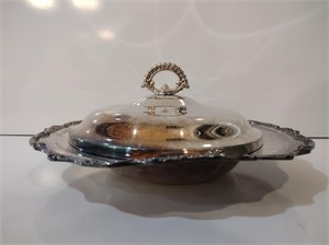 WM Rogers Wellington Silver Plated Serving Dish