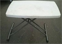 Small Folding Table. Approx. 30"×19 1/2"