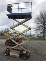 19FT MARKLIFT ELECTRIC SCISSOR LIFT