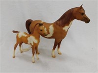 Breyer Proud Arabian Pinto mare & foal horse,