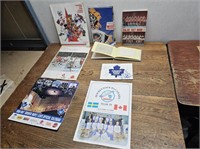 HOCKEY Collectables + Autograph's ??