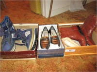 3 boxes of shoes-leather boot 7 ½ ,