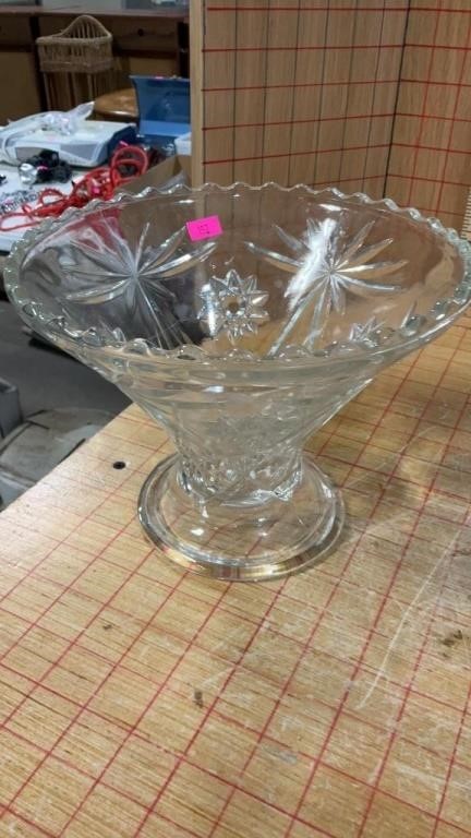 Medium size glass bowl