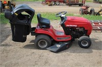 Yard Machines 638 XL Riding Lawn Mower