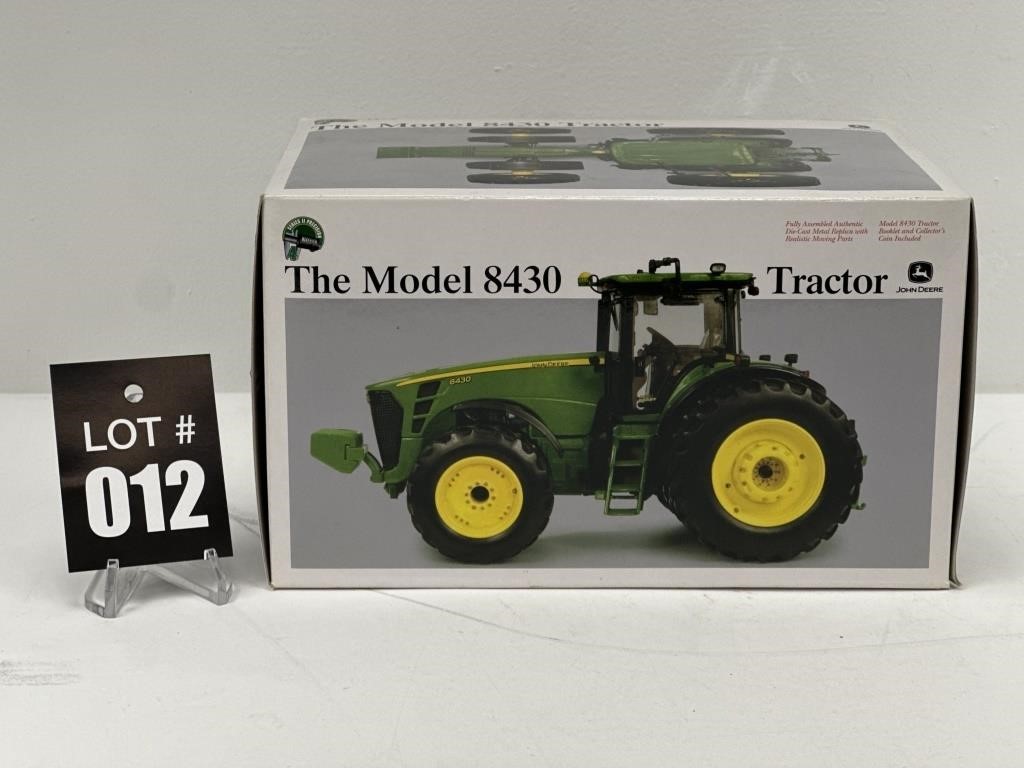 ERTL J.D. The Model 8430 Tractor 1/32