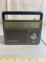 Vintage General Electric radio