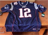 Tom Brady jersey with tags Size XL