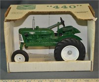 Oliver 440 Tractor
