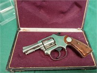 Rossi Model 526 "lady" 22LR 7 shot revolver. With