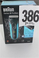 Braun Series 3 ProSkin Shaver (U245)