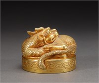 Bronze gilt paperweight of Qing Dynasty