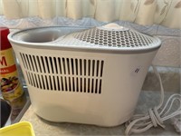 HUMIDIFIER