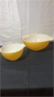 Vintage Pyrex Bowls