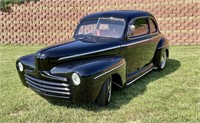 1946 Ford 2 door coupe