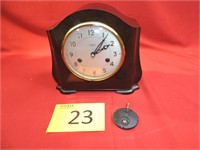Vintage Smiths Enfield Great Britain Mantle Clock