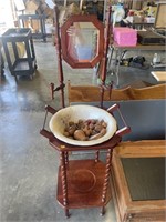 Vintage washbowl and stand