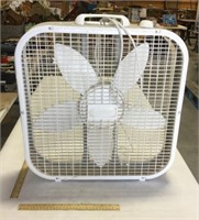 Lasko plastic box fan
