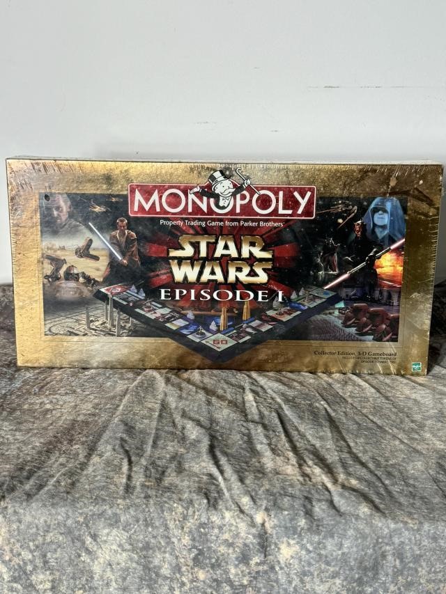 Star Wars Episode 1 Monopoly Board Game NIB